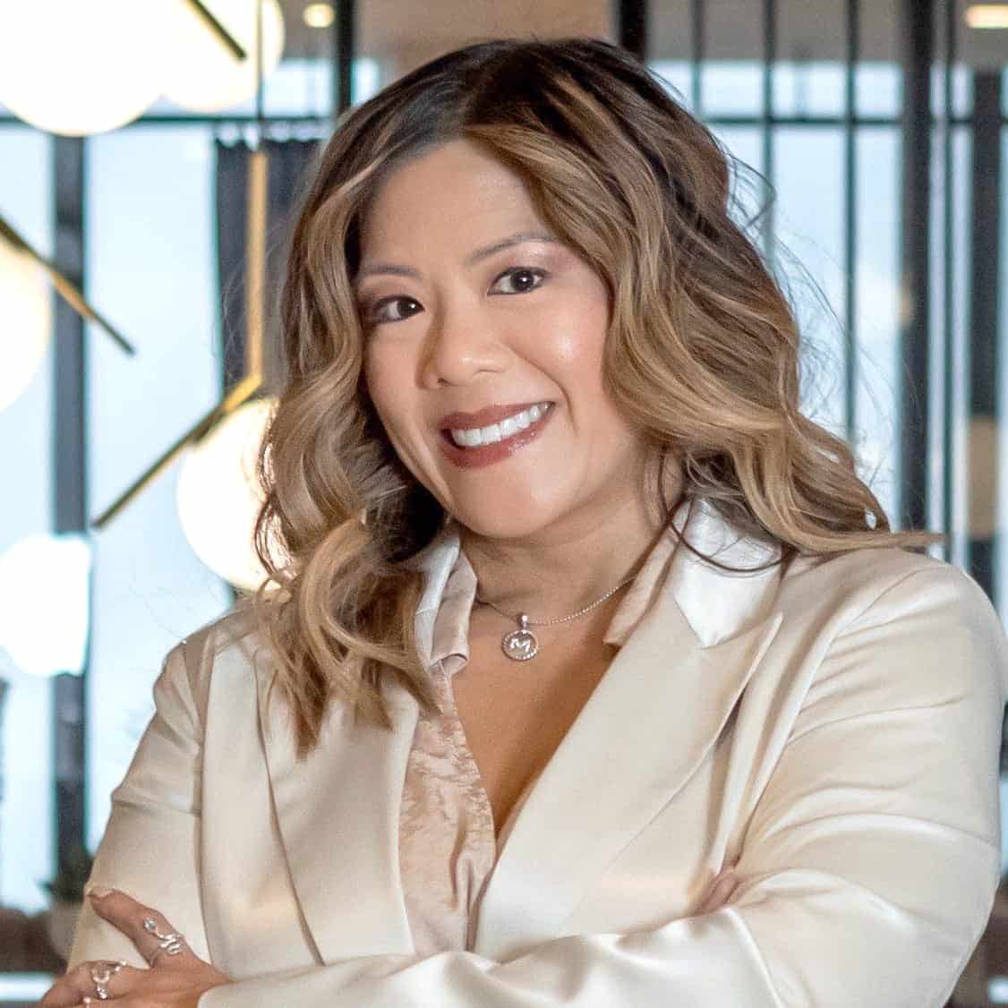 Headshot Myra Nimchaiyong