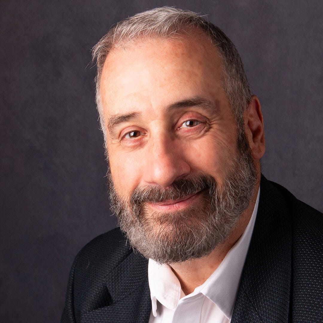 Headshot Robert Casorio