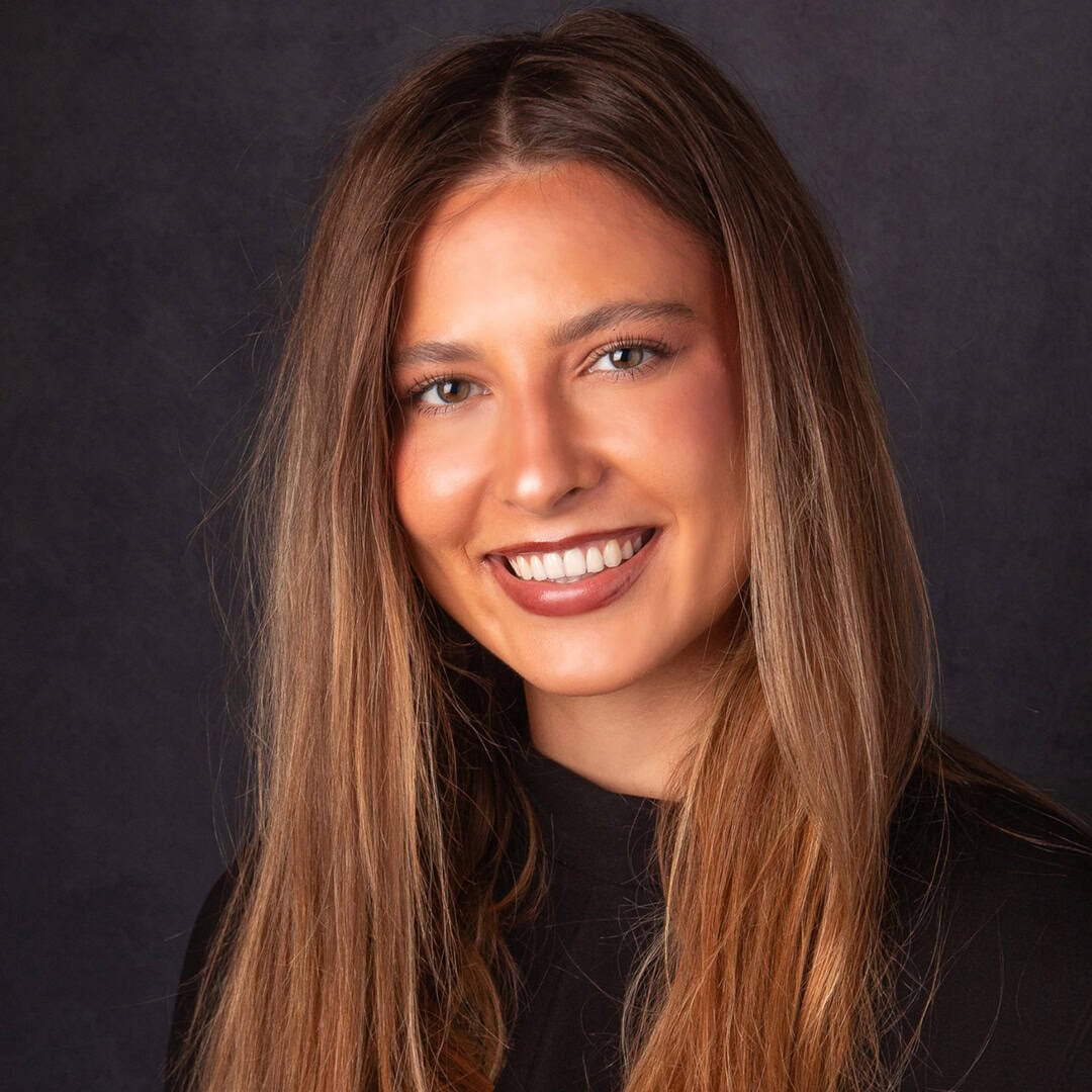 Headshot Victoria Gorny